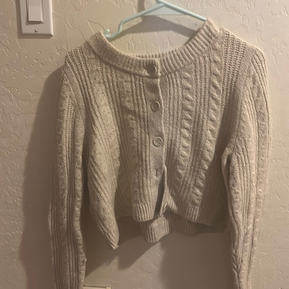 Women's Cream Cable Knit Sweater